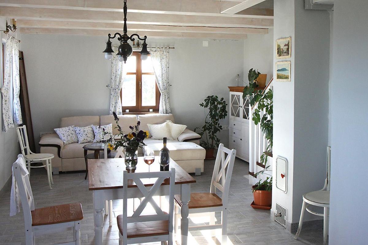 Villa Casa Beata Lesencetomaj Esterno foto