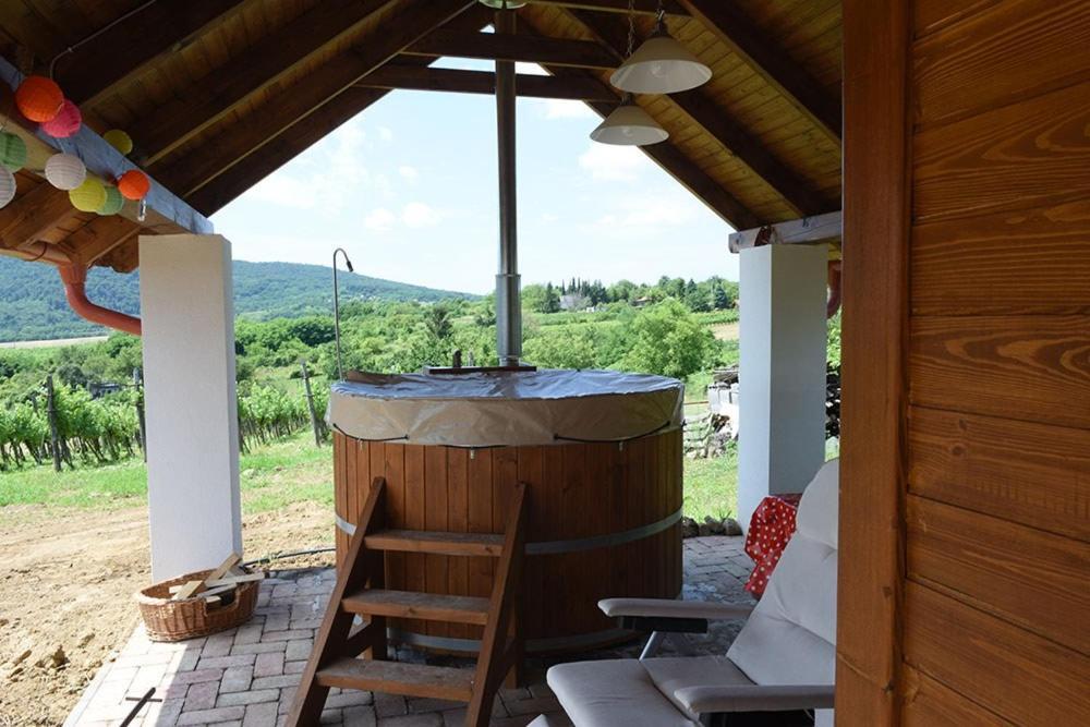 Villa Casa Beata Lesencetomaj Esterno foto