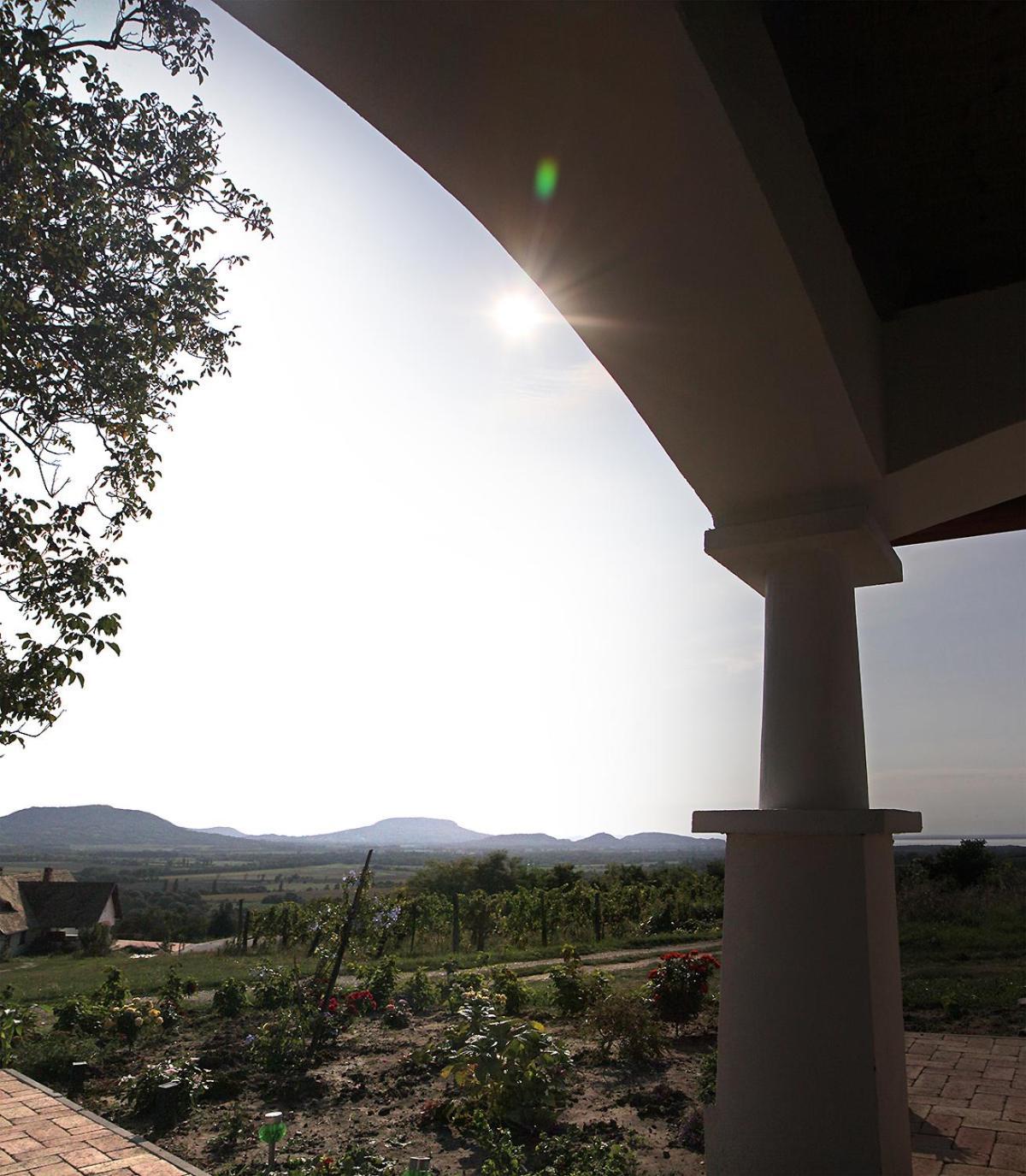 Villa Casa Beata Lesencetomaj Esterno foto