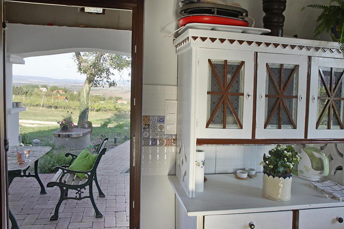 Villa Casa Beata Lesencetomaj Esterno foto